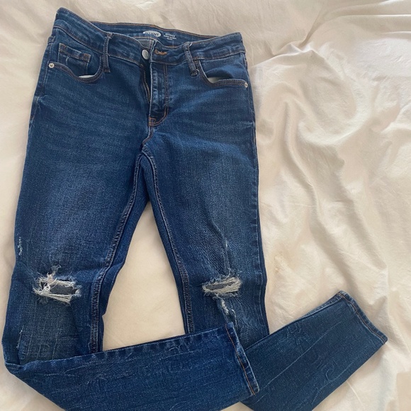 Old Navy jeans, EUC, Rockstar, Super Skinny, Mid-Rise, Size 4 - Picture 1 of 3